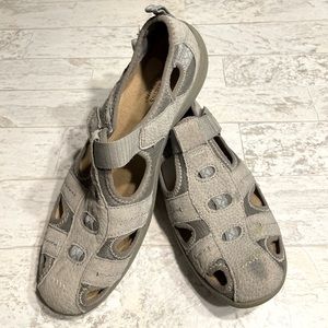Women’s gray suede sandals - 9.5